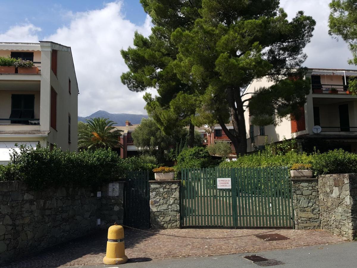 Casa Berizzi Mare - Arenzano Pineta Centro Apartment Екстериор снимка
